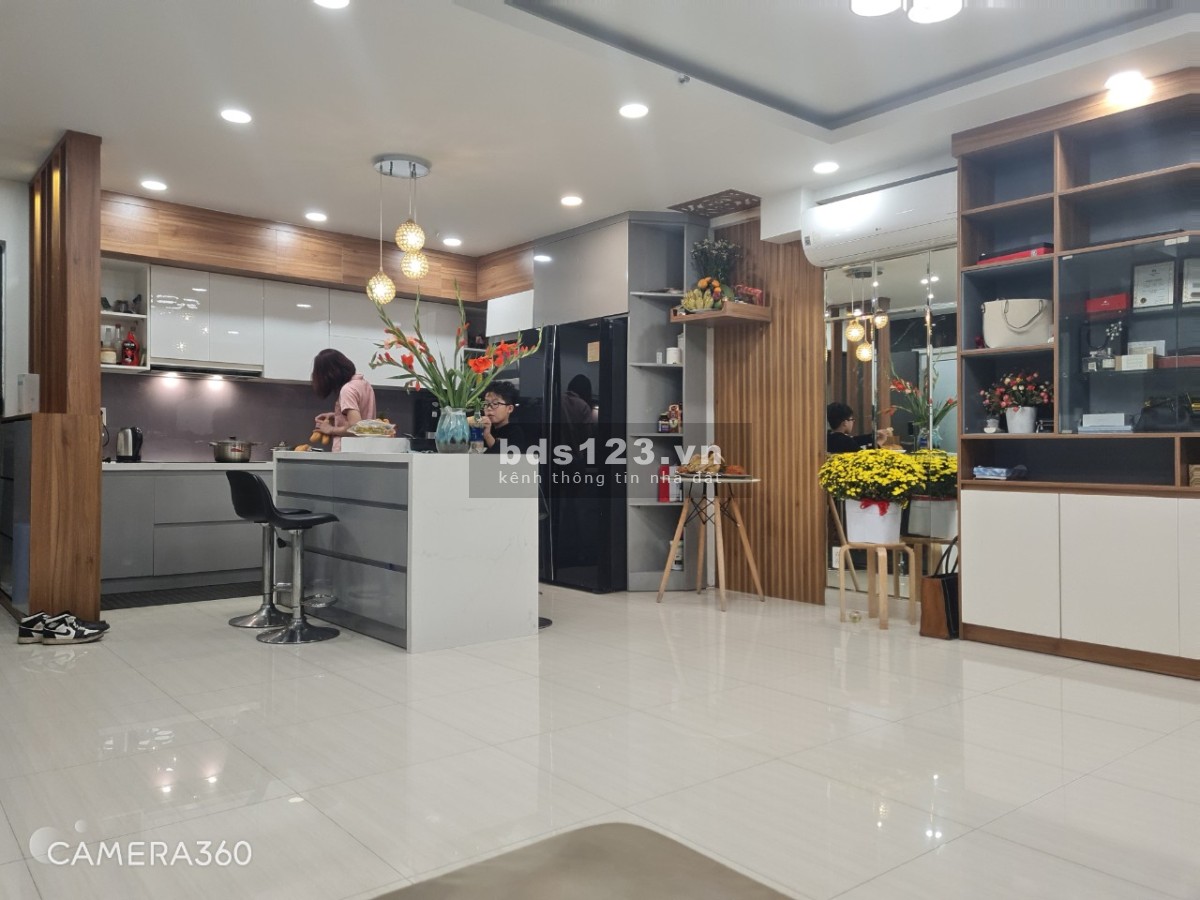 Cho thuê căn hộ sân vườn, Penhouse Sky 9 125m2 2PN - 2WC, 1 Trệt 1 lầu - sân vườn, Full nội thất