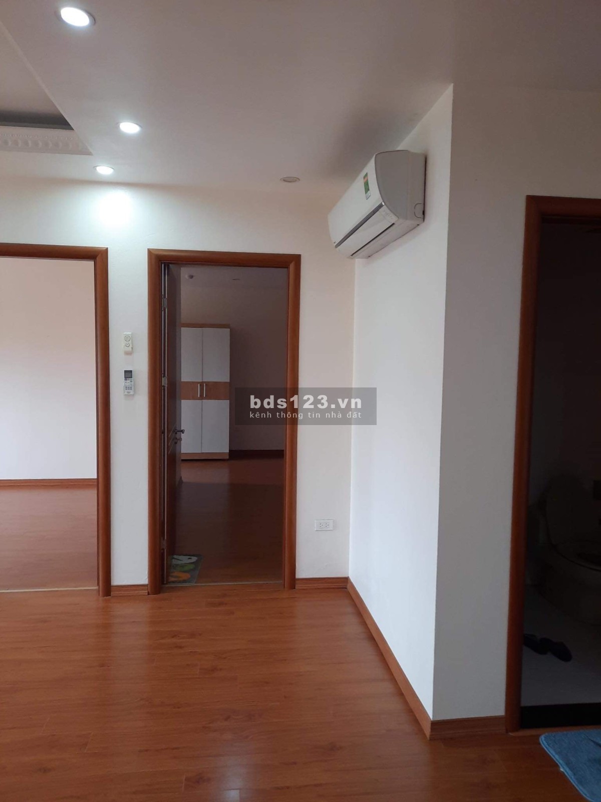 Chính chủ cho thuê căn hộ 3 ngủ CT2B KĐT Mới Nghĩa Đô