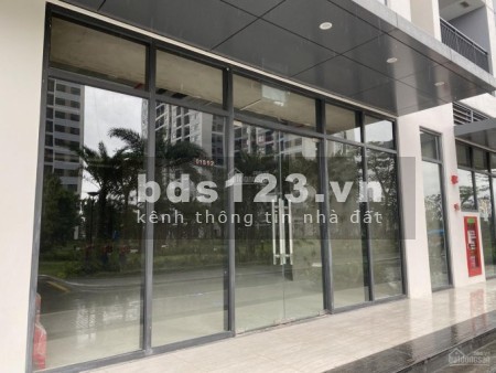 Cho thuê shophouse mặt sảnh hoàn thiện 70m2 giá 32 triệu