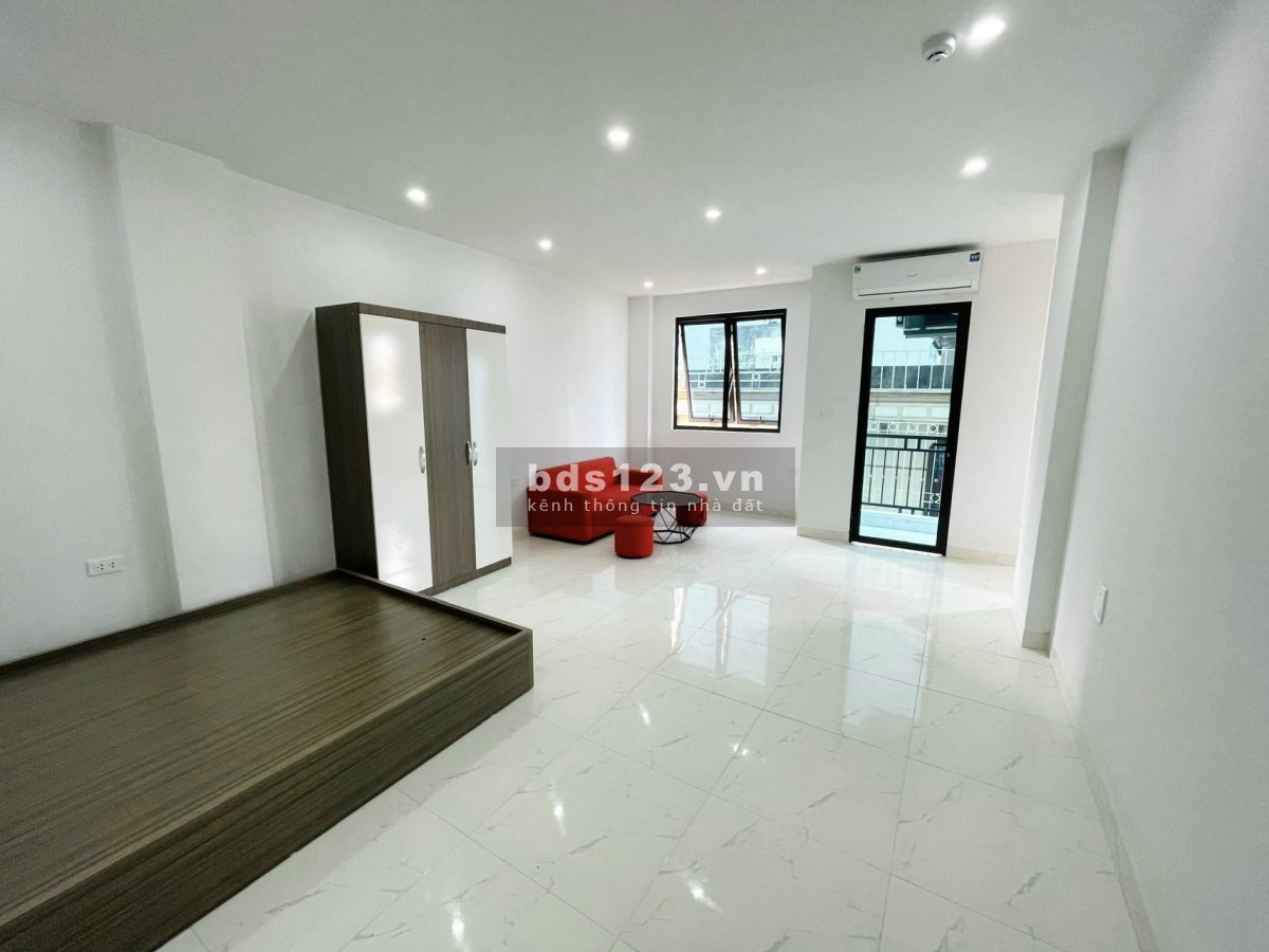 Bán nhà chung cư Mi Ni đường Láng, Đống Đa 94m2, 7 tầng, mặt tiền 5 m, giá 16 tỷ.