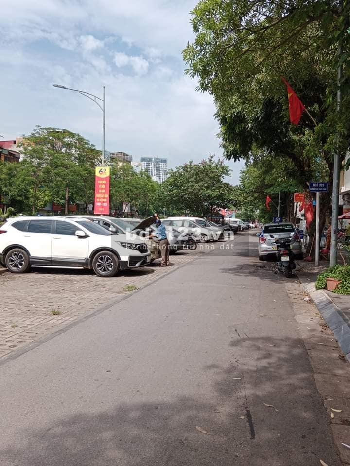 Bán nhà mặt phố Trần Khát Chân, Hai Bà Trưng 93m, 3 tầng, mặt tiền 8.5m, giá 18 tỷ