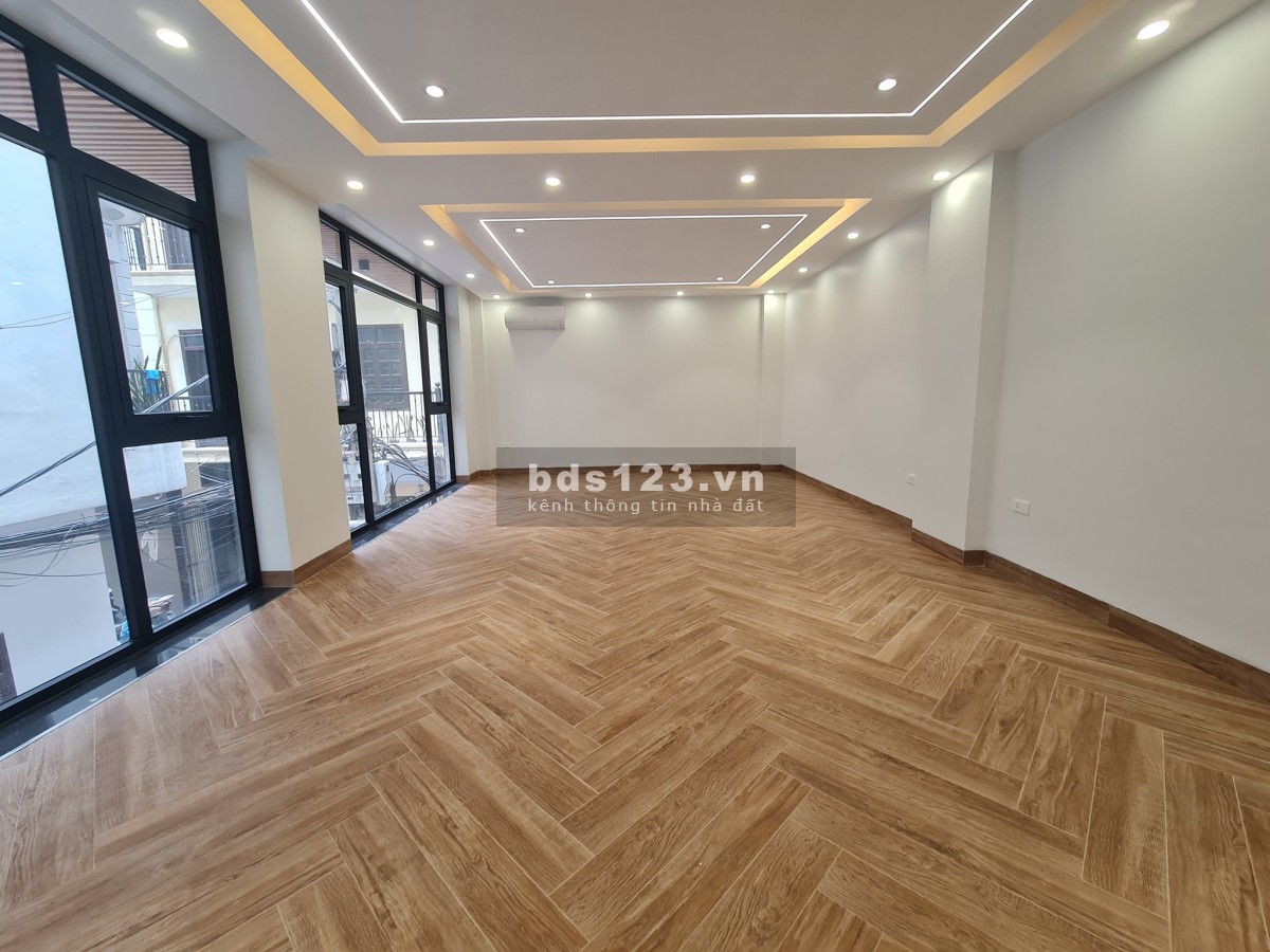 Nhà đẹp kinh doanh văn phòng Tôn Đức Thắng, Đống Đa 64m2, 8 tầng, mt 13m, giá 23 tỷ.