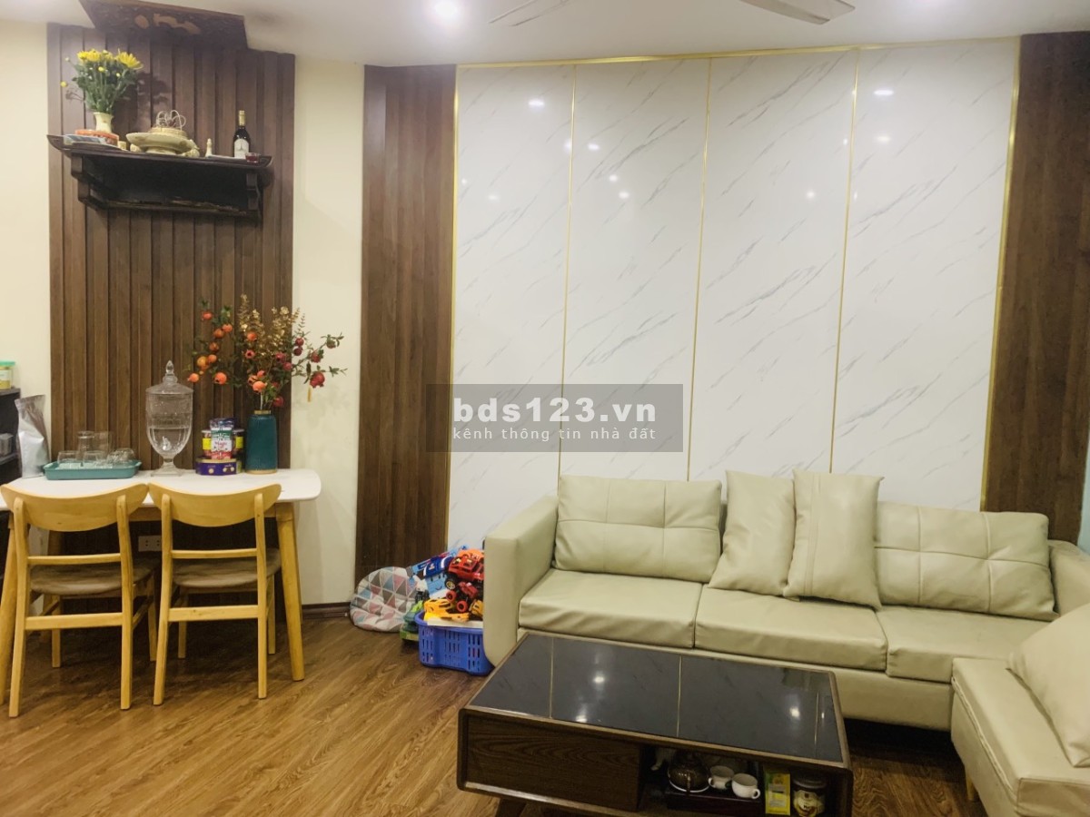 Cần tiền cho con đi Mỹ nên bán gấp căn 30m2 tại ngõ 3 nhân hòa Thanh Xuân , giá 4 tỷ