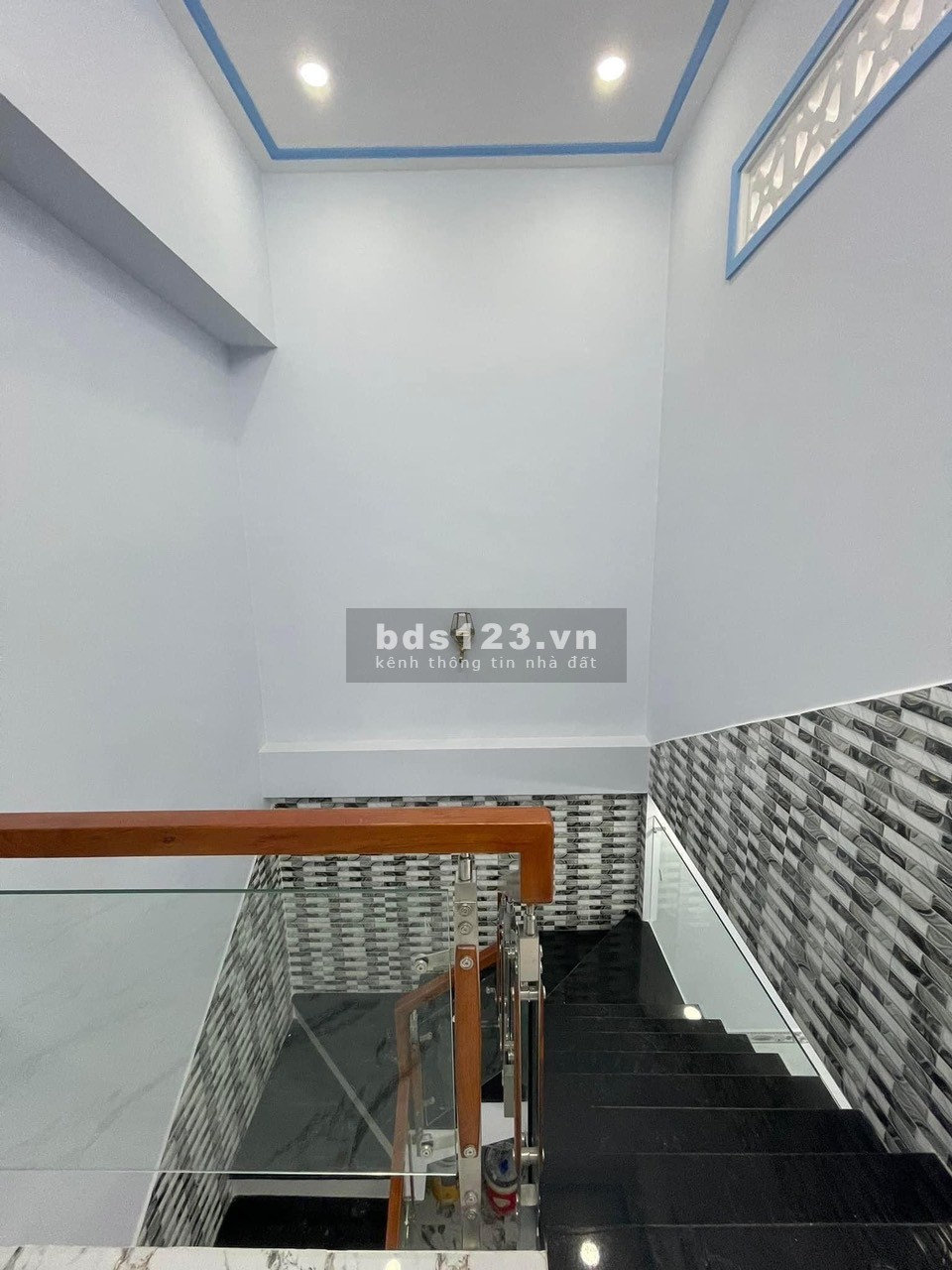 Đáo hạn ngân hàng cần bán gấp căn nhà Huỳnh Văn Nghệ