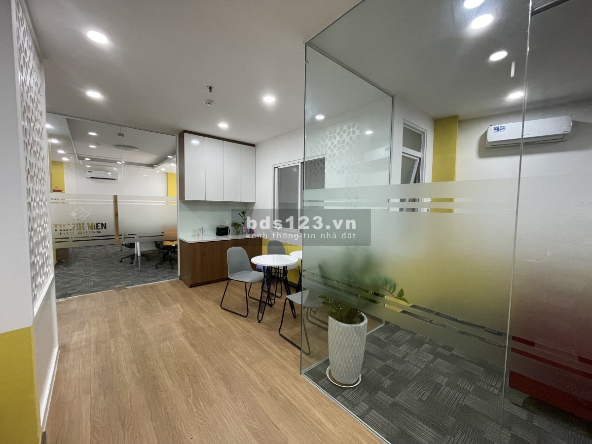 Chủ đầu tư Thanh Niên Holdings cho thuê mặt bằng trống kinh doanh mặt tiền Trần Xuân Soạn.