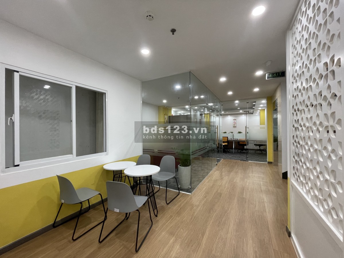 Chủ đầu tư Thanh Niên Holdings cho thuê mặt bằng trống kinh doanh mặt tiền Trần Xuân Soạn.