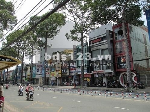 Bán nhà MT đường 3/2 Q10 – 4 tầng mái BTCT – 35m2 – giá chỉ 9 tỷ 899 triệu TL