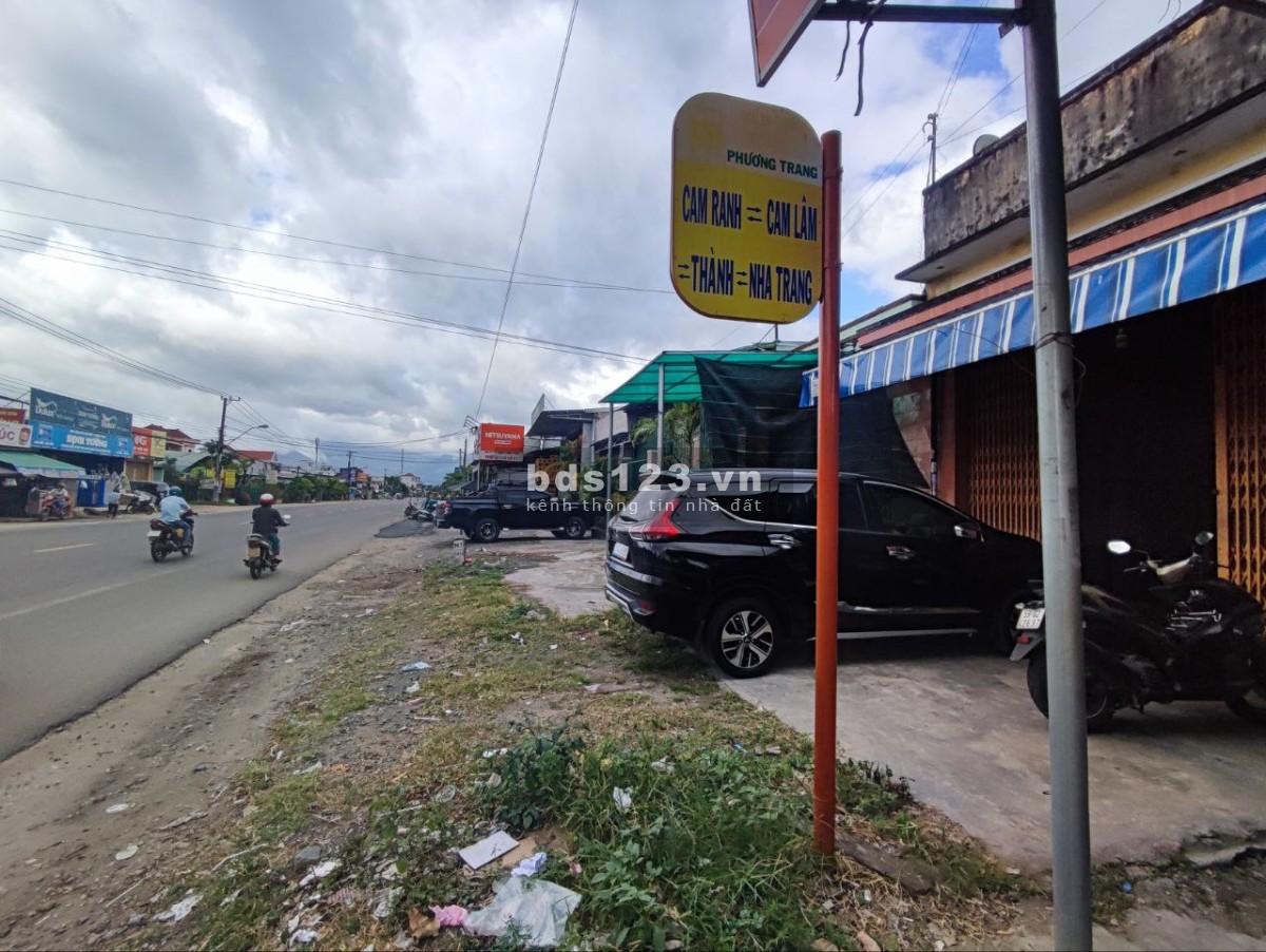 Cho thuê nhanh nhà mặt tiền QL1A chính chủ. Giá 4tr/tháng, Gần ngã 4 Cao Bá Quát - QL1A
