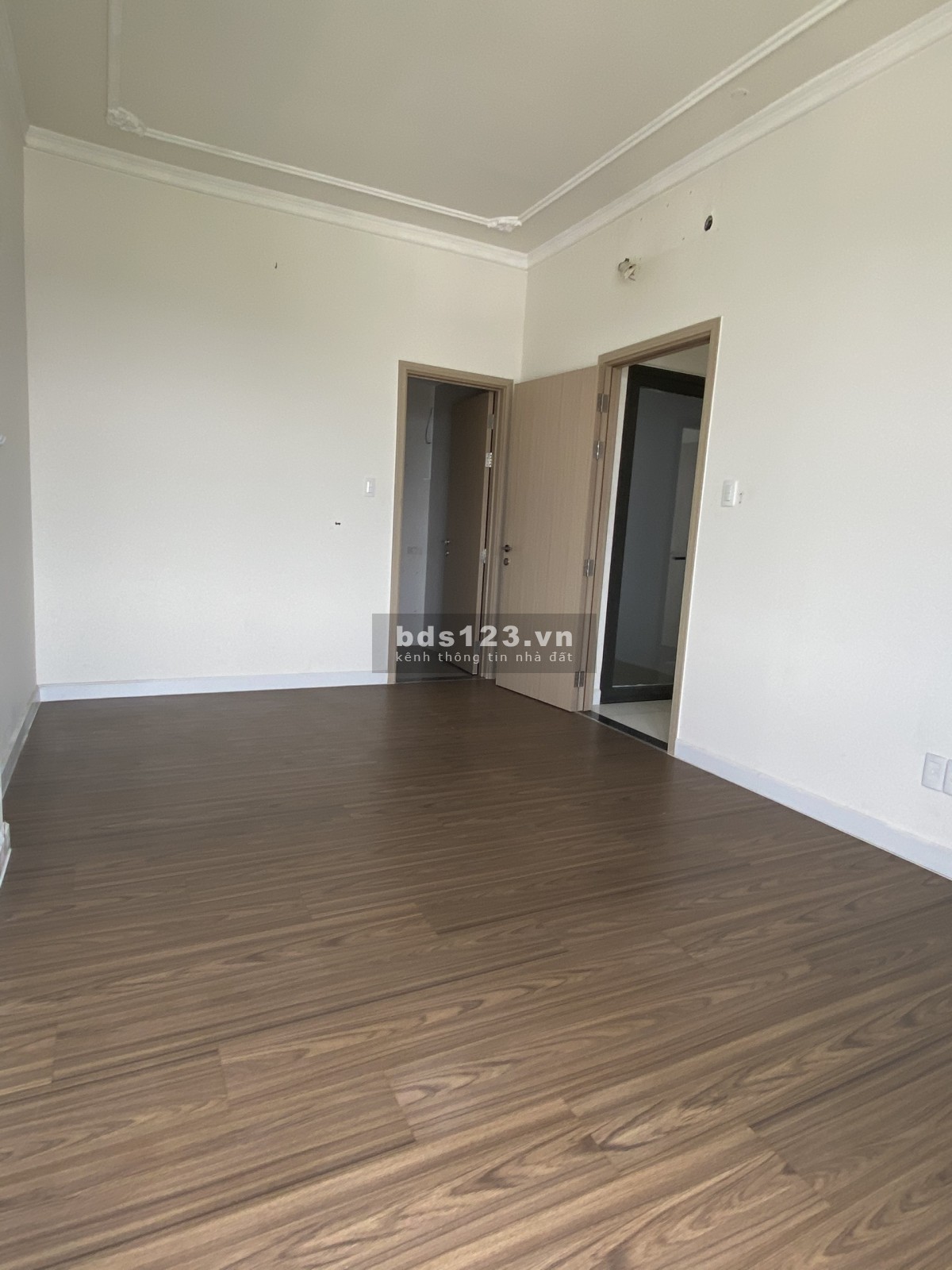 Tin thật 100% căn hộ 3PN - 2WC - 90M², Block B view đẹp nhất dự án. Giá chuẩn 3,35 tỷ bao phí