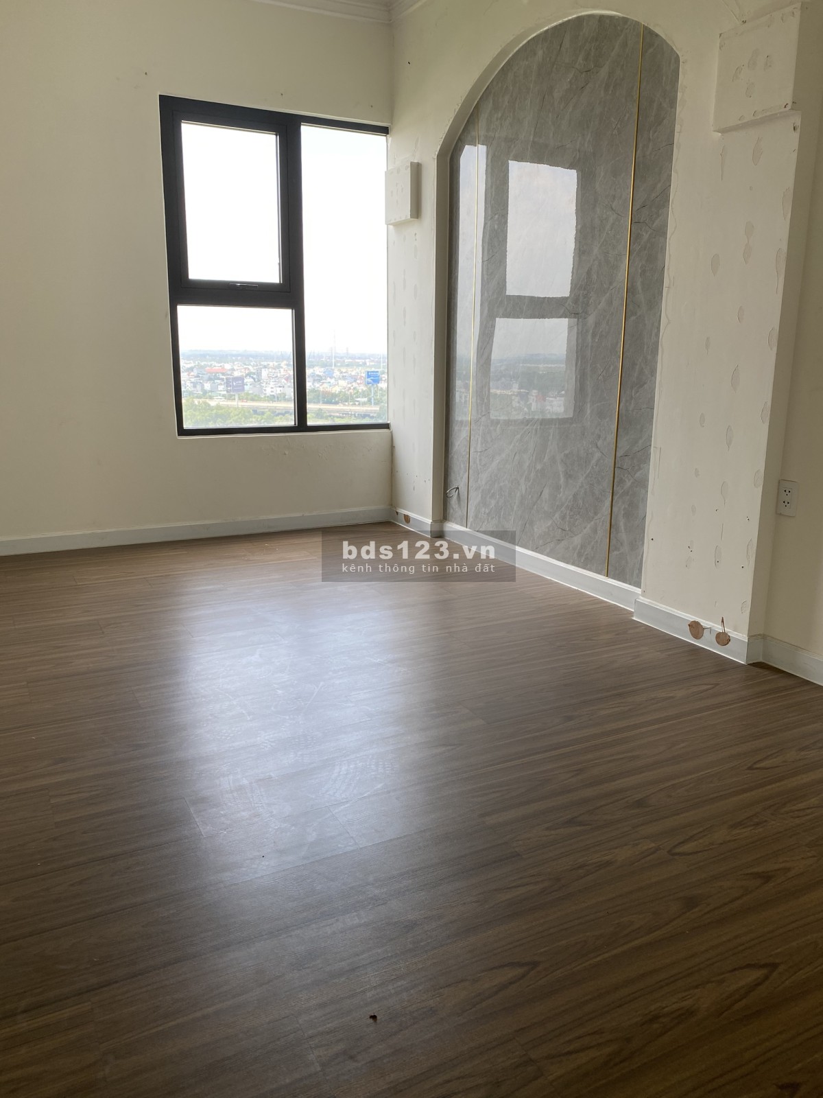 Tin thật 100% căn hộ 3PN - 2WC - 90M², Block B view đẹp nhất dự án. Giá chuẩn 3,35 tỷ bao phí