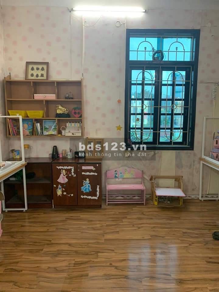 Cho thuê nhà nguyên căn, Cầu Giấy, 46m2 x 3T, Giá: 11 Tr/Th. (Có TL)