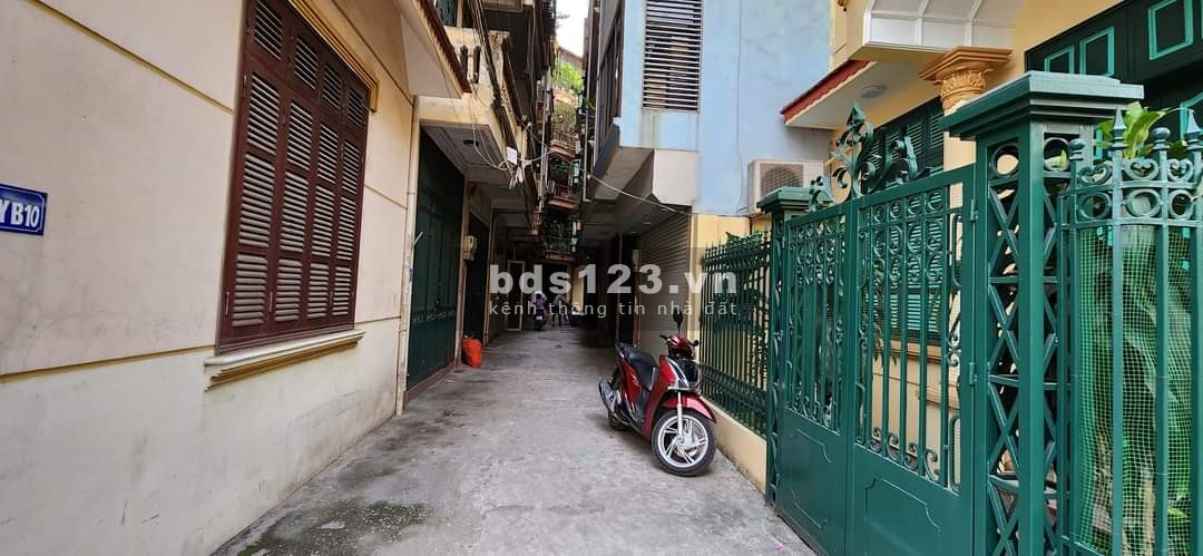 Cho thuê nhà nguyên căn, Trần Cung, Bắc Từ Liêm, 40m2 x 4 T, 4 PN, Giá: 9Tr/Th (Có TL)