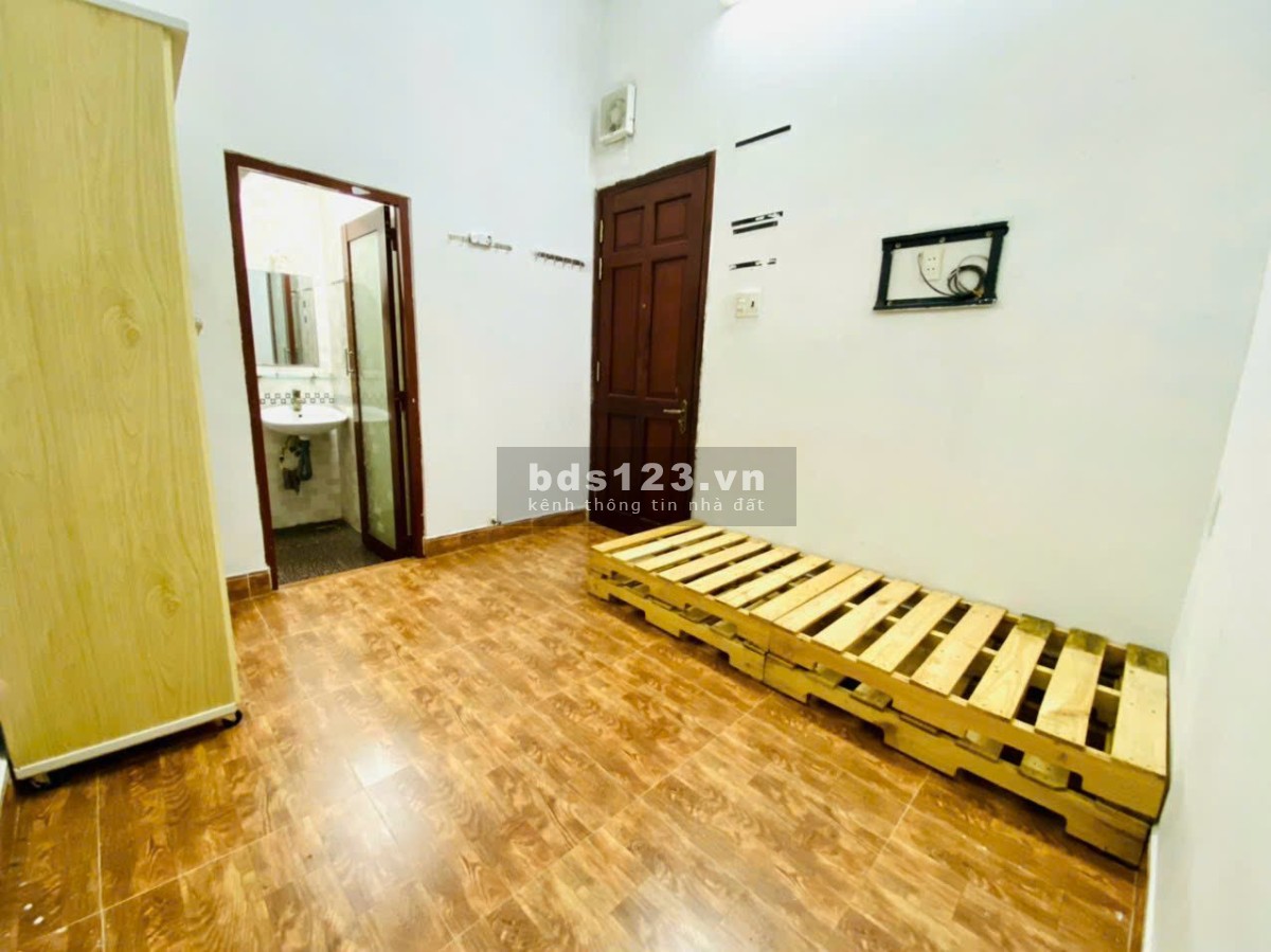 Phòng Studio nội thất cơ bản tại Bình Hưng, Bình Chánh ngay bến xe quận 8