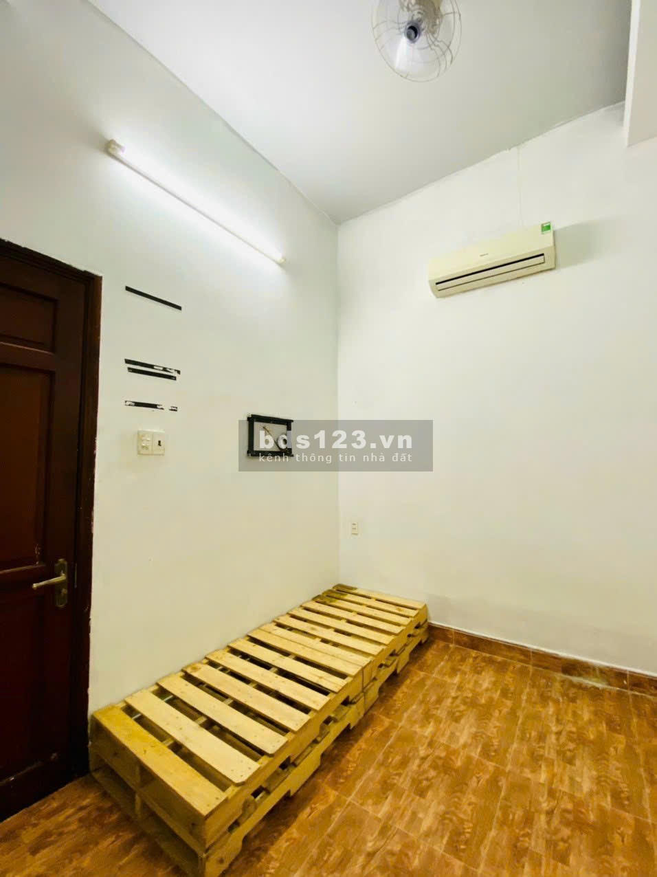 Phòng Studio nội thất cơ bản tại Bình Hưng, Bình Chánh ngay bến xe quận 8