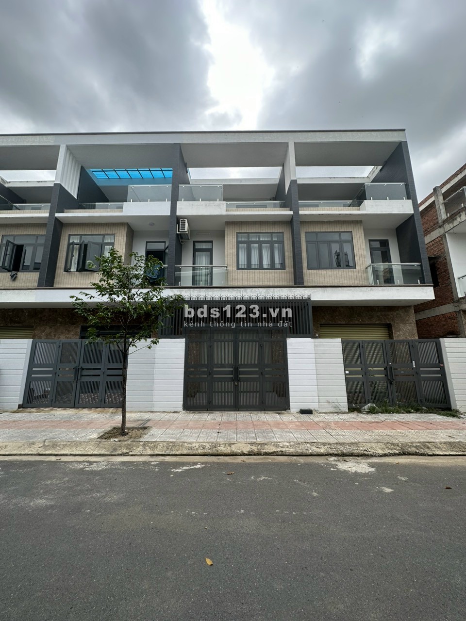 Chủ ngộp, không có căn thứ 2, bán gấp nhà KDC Bửu Long 1T2L chỉ 4ty450
