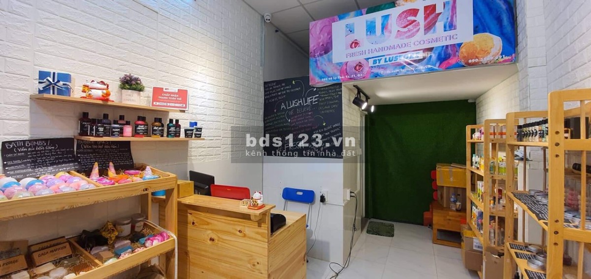 Cho thuê mặt bằng KD ngay hẻm 290 Lý Thái Tổ, Q3