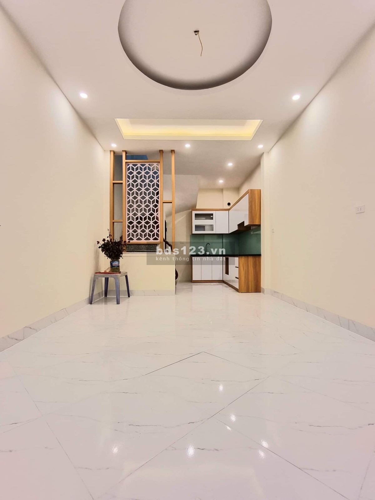 BÁN NHÀ 5 TẦNG BẮC TỪ LIÊM NỘI THẤT ĐẸP, NGÕ Ô TÔ TRÁNH GIÁ CHỈ NHỈNH 3 TỶ