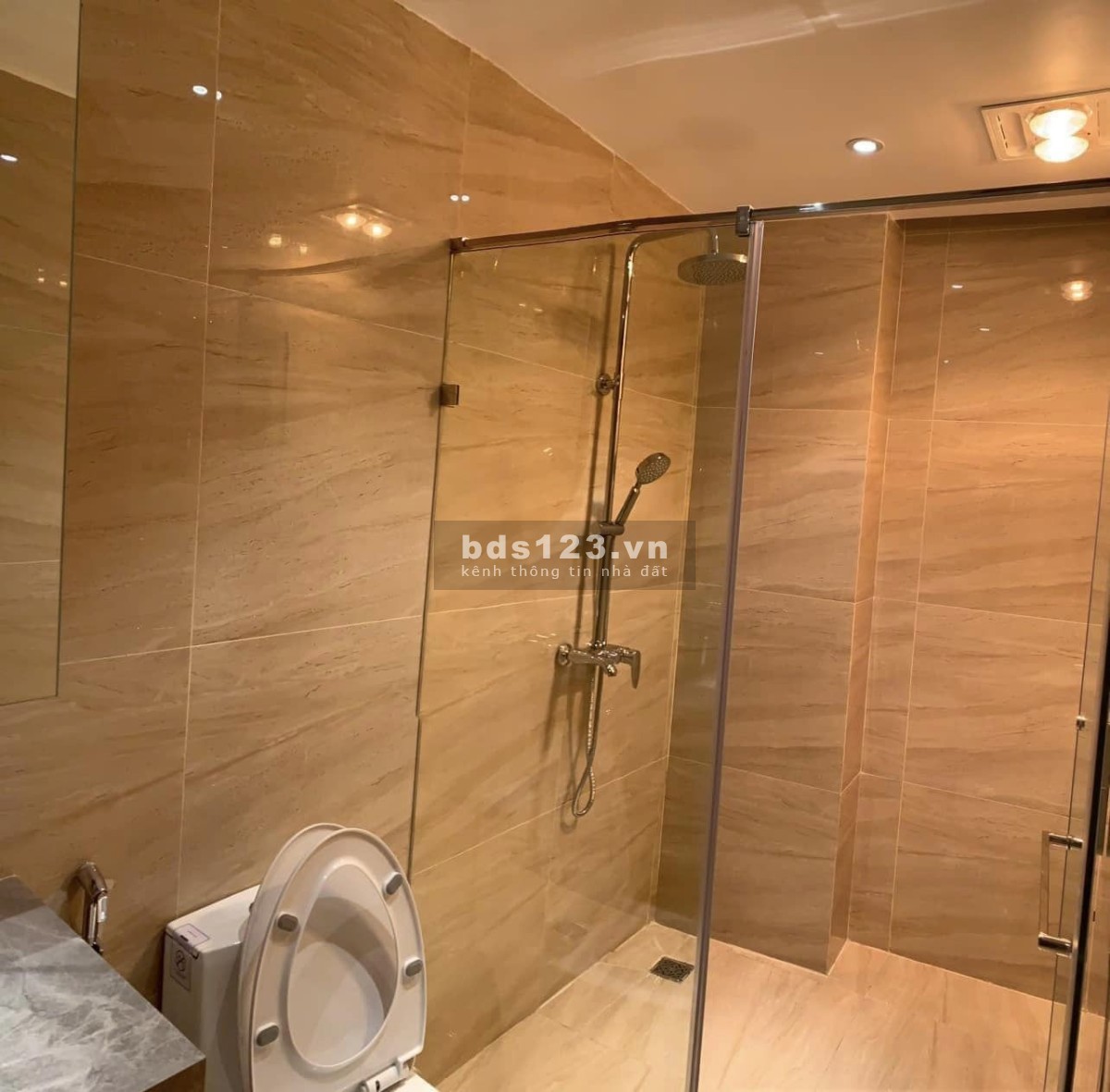 SIÊU PHẨM BÁN NHÀ KIM MÃ HIỆN ĐẠI MỚI TINH , DIỆN TÍCH 38m2x 6 TẤNG, GIÁ 5.5 TỎI.