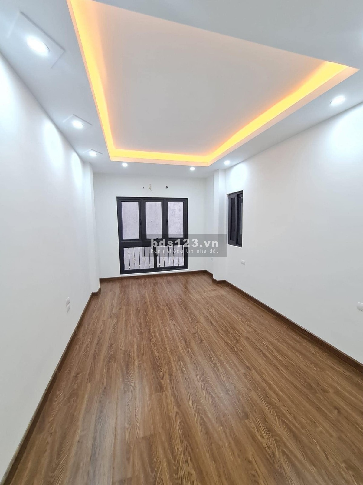 CỰC SỐC NHÀ XỊN MỚI TINH ĐỘI CẤN, BA ĐÌNH, GIÁ CHỈ NHỈNH 5 TỎI, DIỆN TÍCH 45m2x 6 TẤNG.