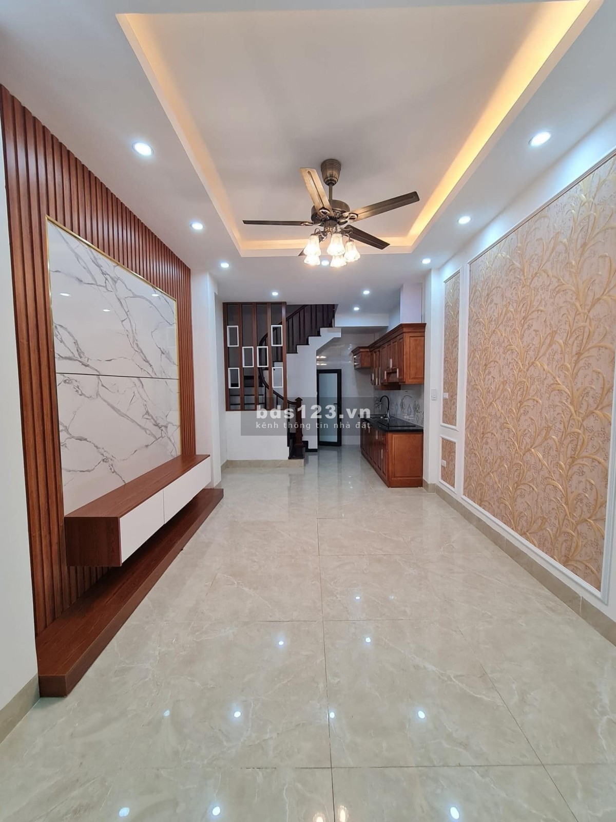 CỰC SỐC NHÀ XỊN MỚI TINH ĐỘI CẤN, BA ĐÌNH, GIÁ CHỈ NHỈNH 5 TỎI, DIỆN TÍCH 45m2x 6 TẤNG.