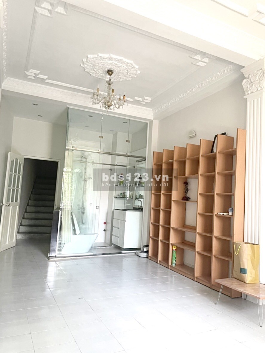 CHÍNH CHỦ CẦN BÁN GẤP NHÀ MẶT TIỀN ĐƯỜNG NGUYỄN THỊ HUỲNH - P.8 - PHÚ NHUẬN