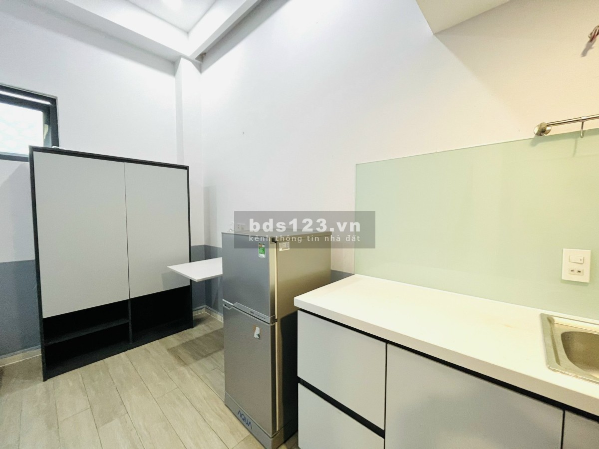 Có sẵn căn hộ dịch vụ đủ nội thất tại Khu Lâm Văn Bền, gần Đại học Nguyễn Tất Thành và Tôn Đức Thắng