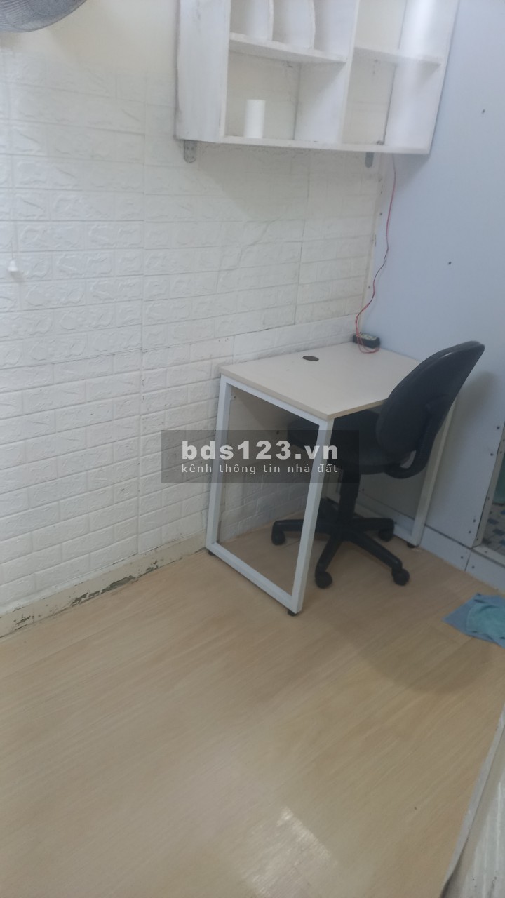 phòng trọ giá rẻ quận 1 (1.6 tr)