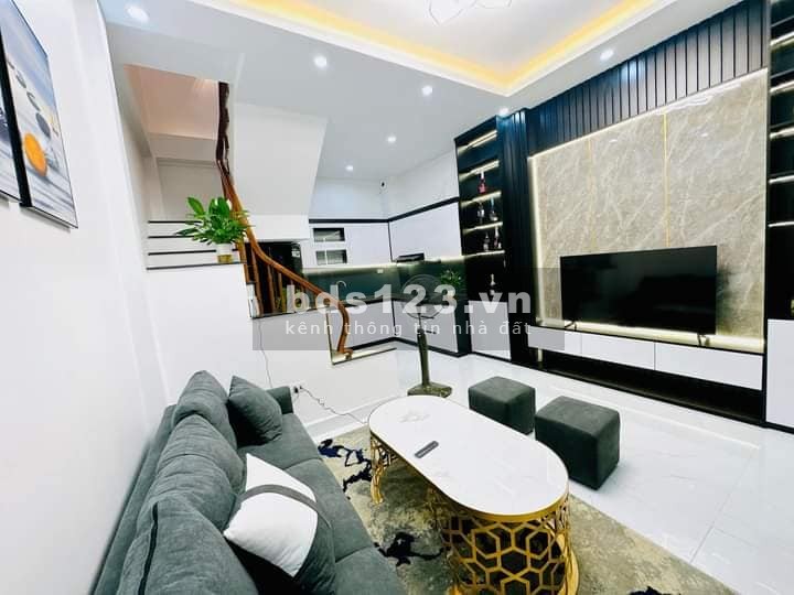 Bán nhà Tứ Hiệp, Chủ nhà có lộc làm ăn - Thoáng mát - Yên Tĩnh, 30m2, 2.3 tỷ