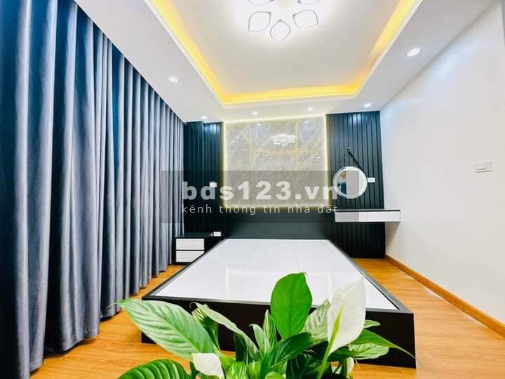 Bán nhà Tứ Hiệp, Chủ nhà có lộc làm ăn - Thoáng mát - Yên Tĩnh, 30m2, 2.3 tỷ