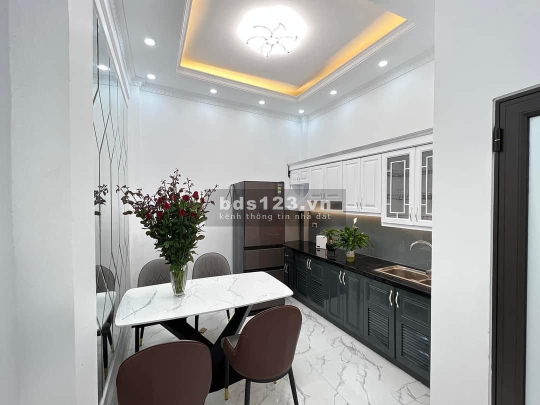 Bán nhà Tứ Hiệp của Giám đốc LG - Thoáng mát - Yên Tĩnh - Dân trí cao, 30m, 2.35 tỷ