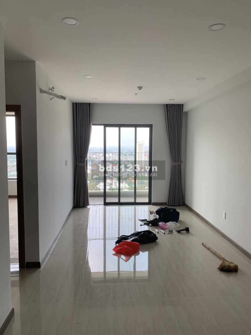 Chính chủ cho thuê căn hộ Bcons Plaza 2PN/57m2 - 5tr/tháng.Cọc 1TH,dọn vào ngay. Liên hệ 0915133214