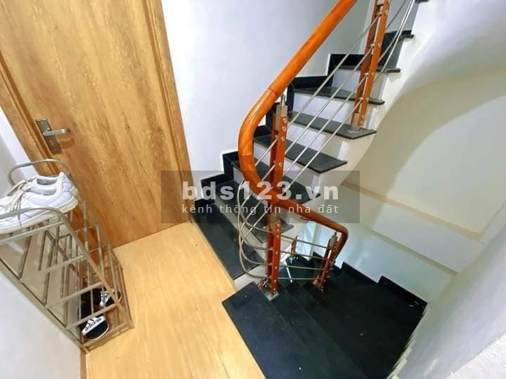 Bán nhà chung cư mi ni Trần Khát Chân, Hai Bà Trưng 54m2, 6 tầng, mt 4.1m, giá 9.4 tỷ.