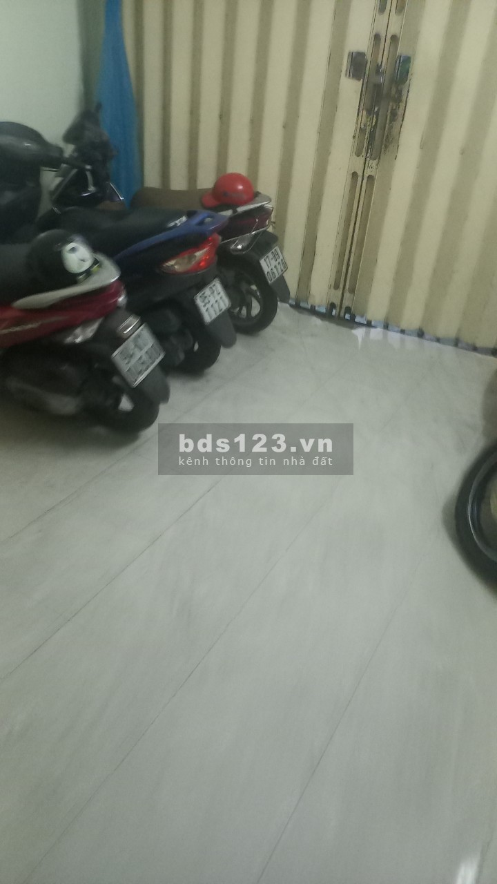 phòng trọ giá rẻ quận 1 (1.6 tr)