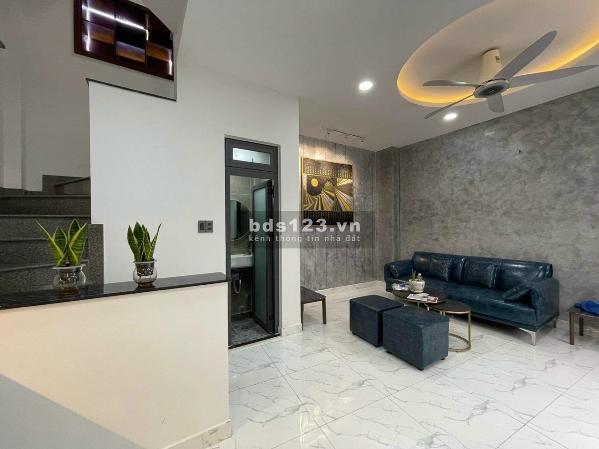 CHỦ NHÀ BÁN GẤPĐƯỜNG HOÀNG HOA THÁM, P.5, PHÚ NHUẬNDiện tích: 5,8x4,9mGiá: 3 tỷ 450