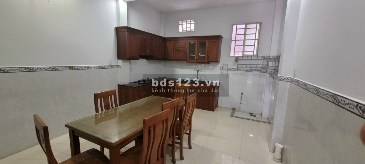 Cho thuê nhà Thạch Lộc 14, 2 lầu 3pn, 3 wc gần cầu vượt ngã tư Ga
