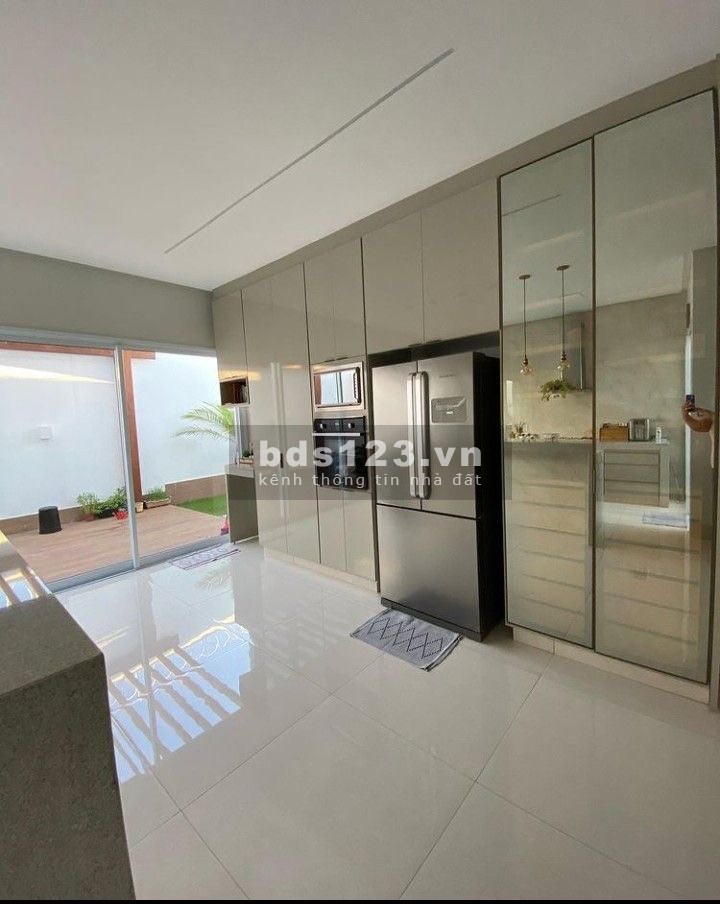 Bán nhà phân lô khu Cầu Giấy 60m2x5t, ngõ thông tứ phía, oto chạy vòng quanh, kd, giá chỉ 10.4 tỷ