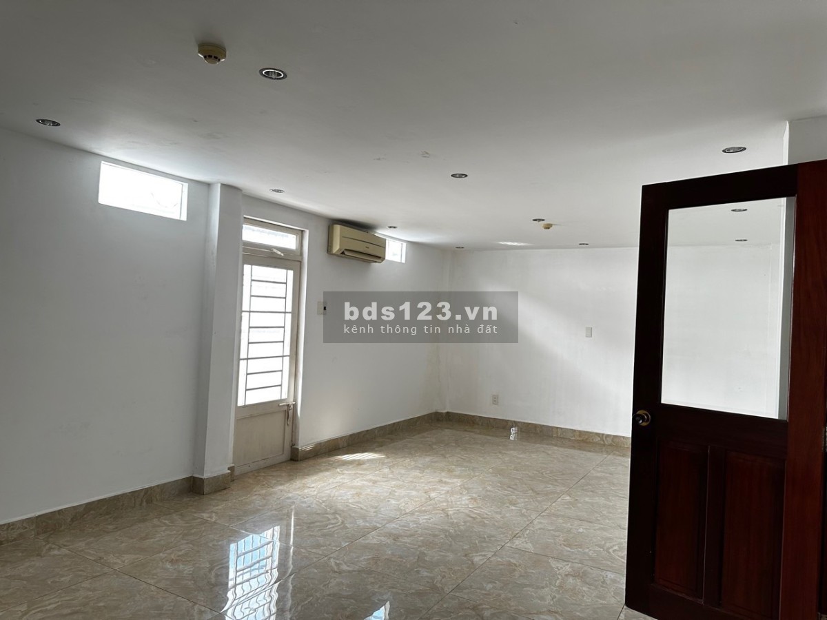 Cho thuê Văn Phòng mặt đường Vườn Lài giá tốt thị trường
