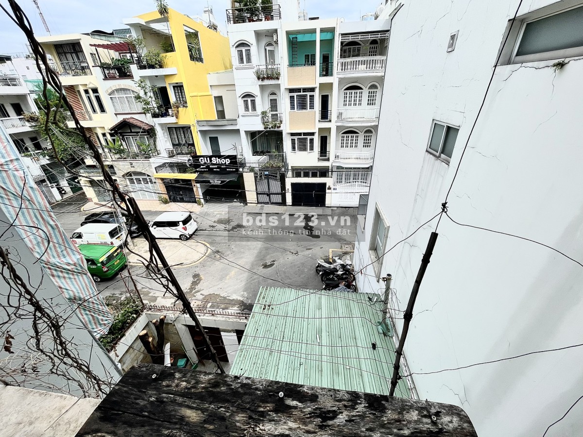 Chính chủ cho Thuê Phòng Lớn 35m2 Tại Trung Tâm Quận Bình Thạnh Phường 19 cách Quận 1 ~ 300m