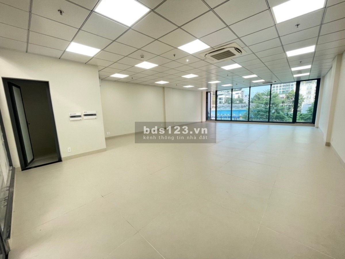 Tòa văn phòng mặt tiền Tạ Hiện theo sàn hoặc nguyên căn 20tr-140tr