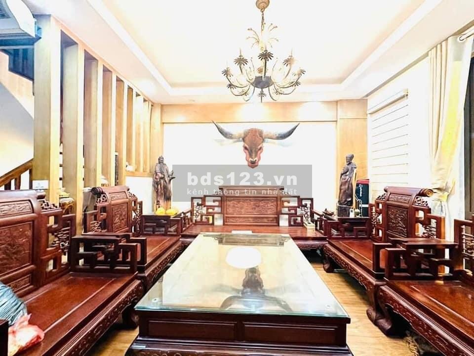 Bán nhà Võ Chí Công, lô góc 3 mặt thoáng, nhà vượng khí, 42M2 – 7,5 tỉ