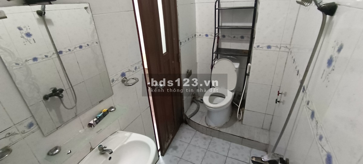 Cho thuê phòng tại 30 Lâm Văn Bền phường Tân Kiểng Q7 - Có thể ở liền