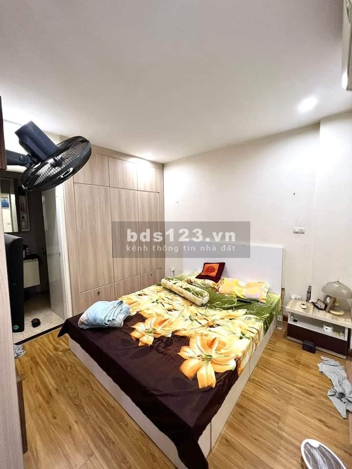 Bán nhà kinh doanh, ngõ ô tô Kim Ngưu 26m, 6 tầng, mt 5m, giá 5.2 tỷ.