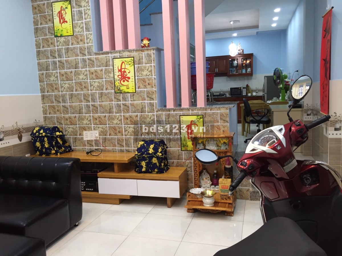 Cần bán nhà đẹp, Khu vực quận Tân Phú - Nhà ở - 100M2 - 1 Trệt 1 Tầng ~ 4.5 TỶ.