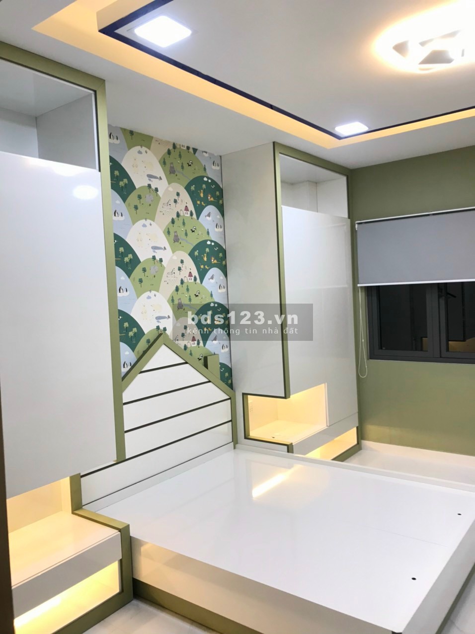 Kẹt tiền cần bán gấp nhà HXH đường Tống Văn Trân P5 Q11. DT: 4.5x16m