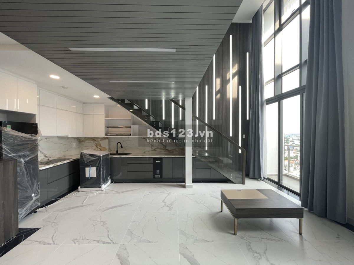 Bán căn hộ D'lusso 2PN 68m2 chính chủ giá 4.090 tỷ bao gồm VAT