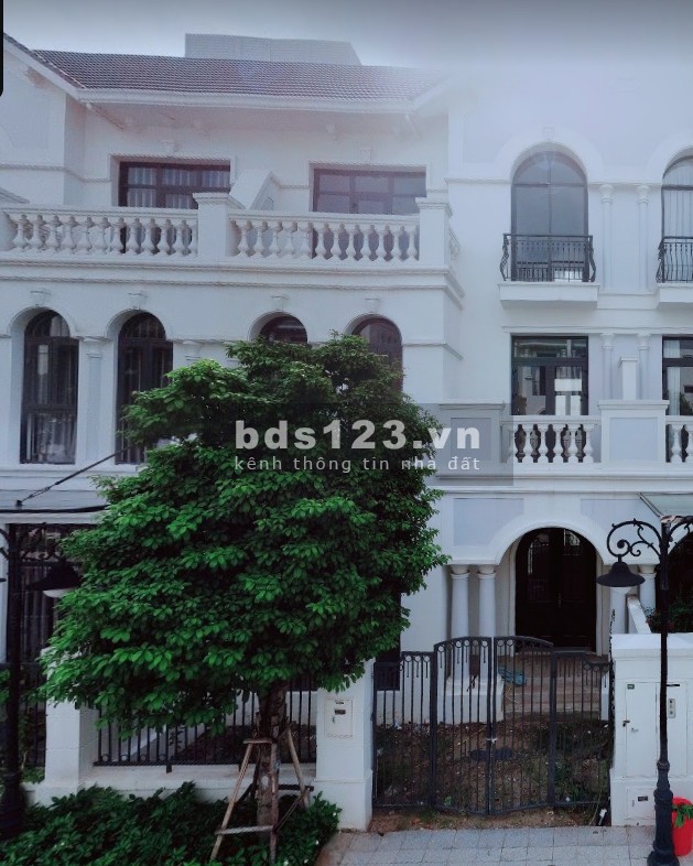 Cần bán nhà liền kề Sao Biển 90m2 gía chỉ hơn 12 tỷ VNĐ tại Vinhomes Ocean Park