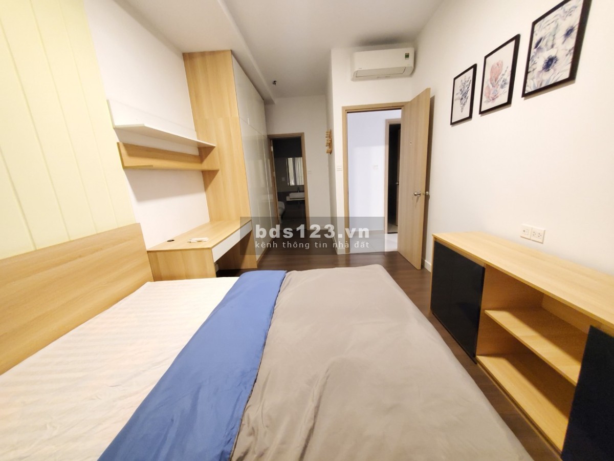 Cho thuê căn hộ 2 phòng ngủ giá 17,8 triệu The Sun Avenue nội thất full nhà đẹp tháp trung tâm