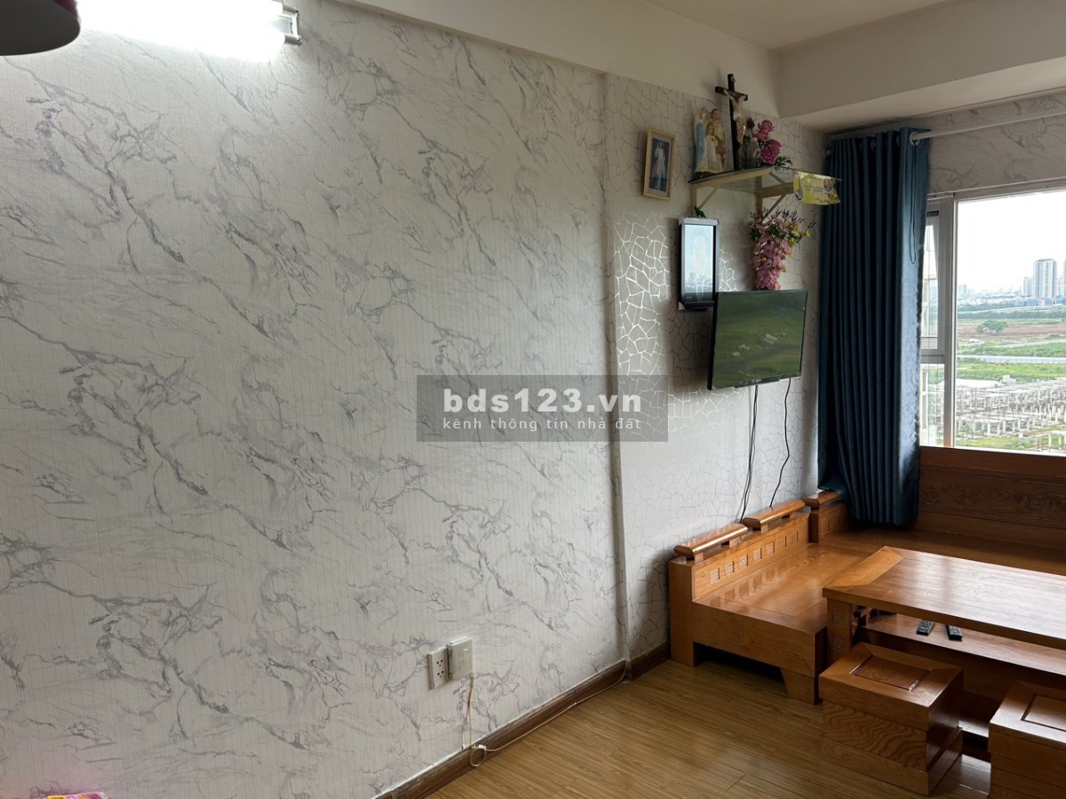 Cần bán căn hộ Flora Anh Đào gấp, 55m2 1 + 1PN full nội thất, view Global City, giá chỉ 1 tỷ 8