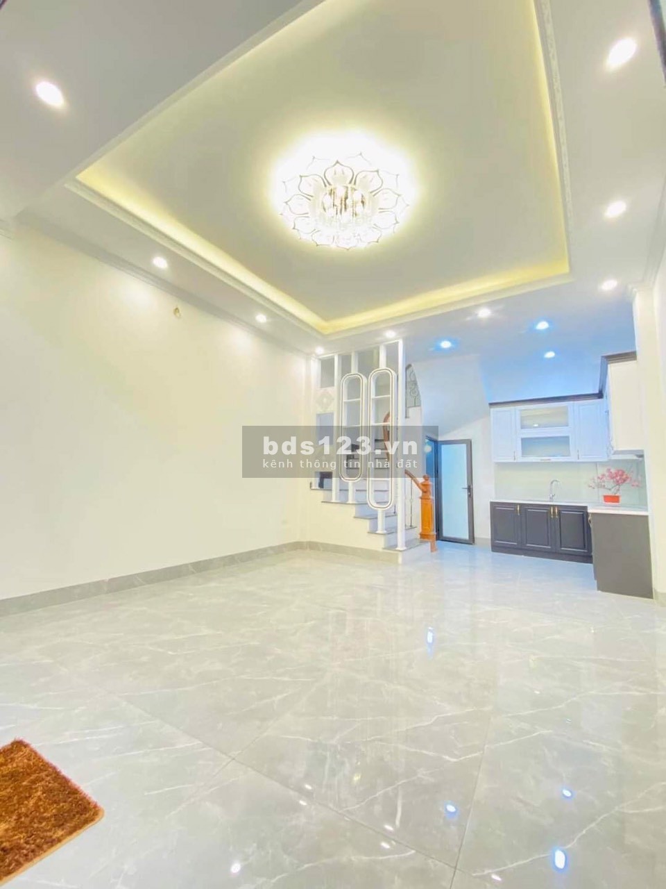 Bán nhà mới chưa bóc tem giao dịch trong ngày