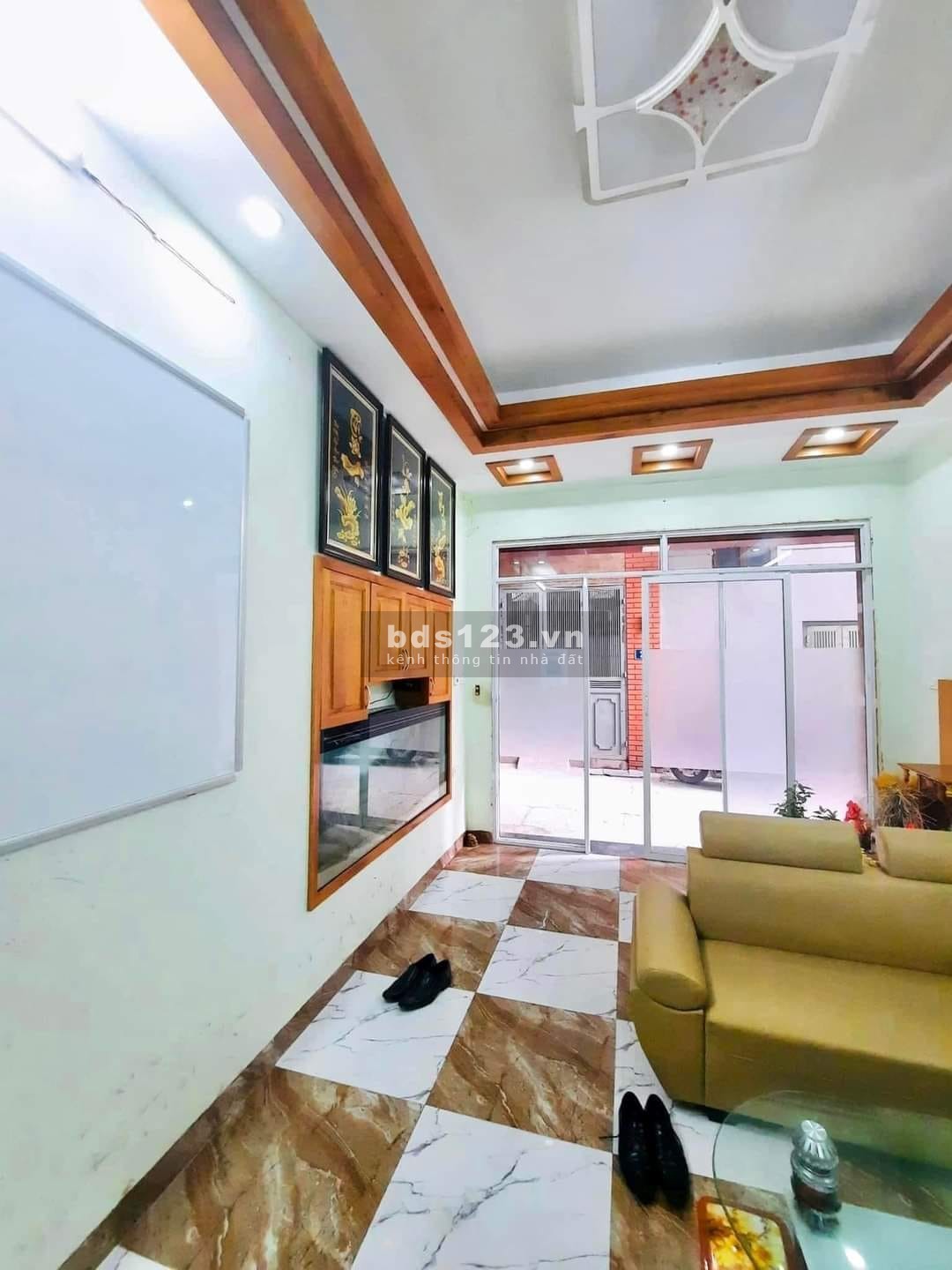 Bán nhà ngõ 97 Văn Cao 67m2*5tầng, 15M ra 3 ô tô tránh, chỉ 12xxx tỷ.